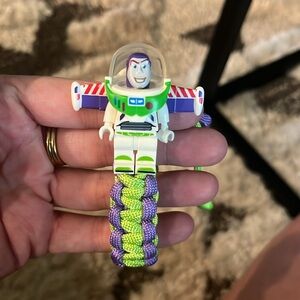 Buzz Kids Paracord Bracelet